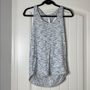 Lululemon essential tank